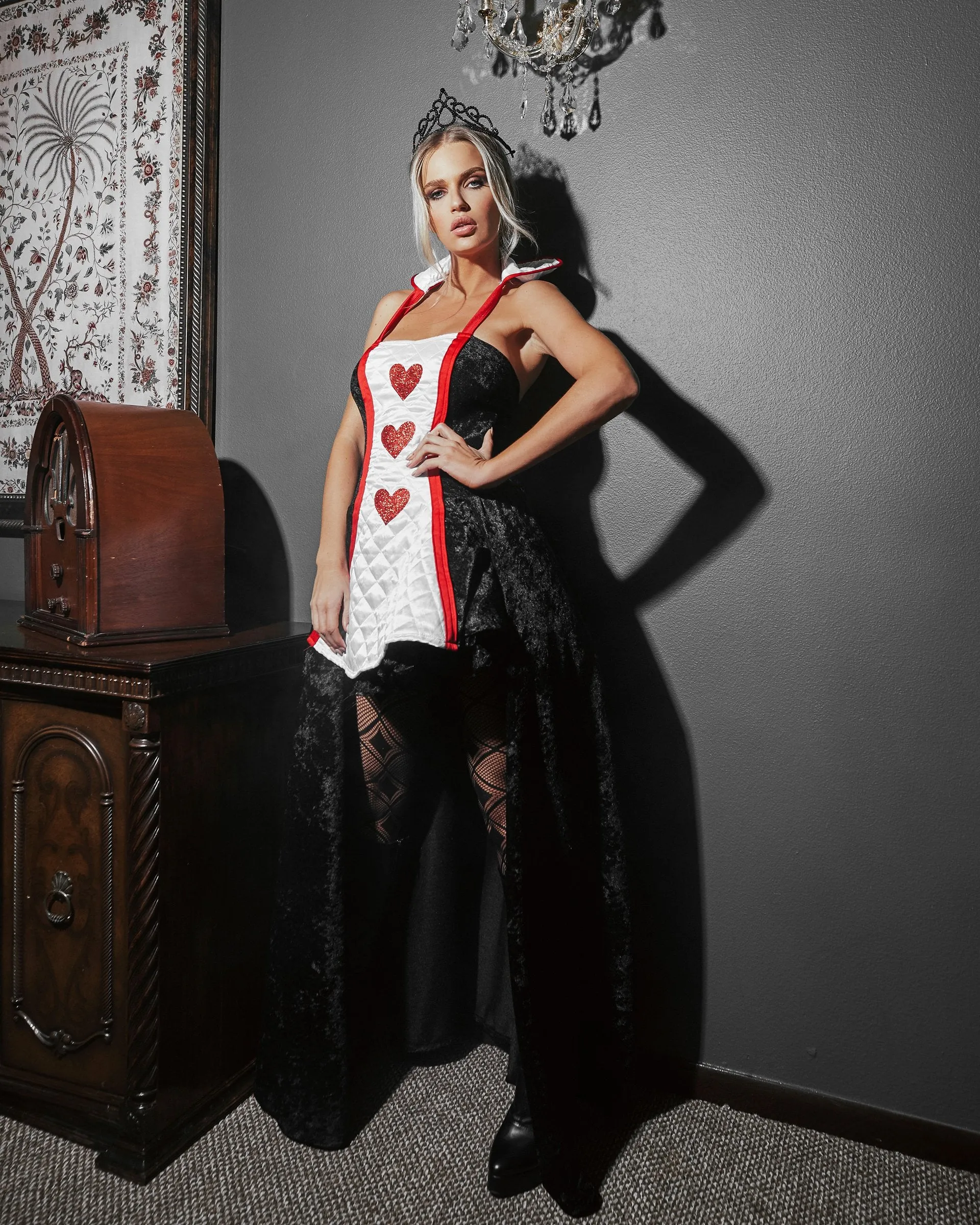 Ruler of Hearts Costume
